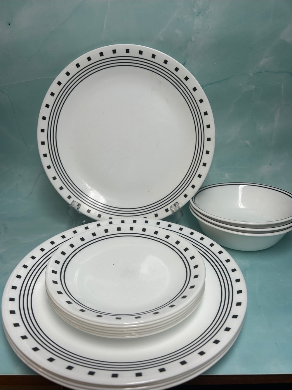 Corelle *CITY BLOCK BLACK SQUARES & RINGS* DINNERware - 14 Pieces